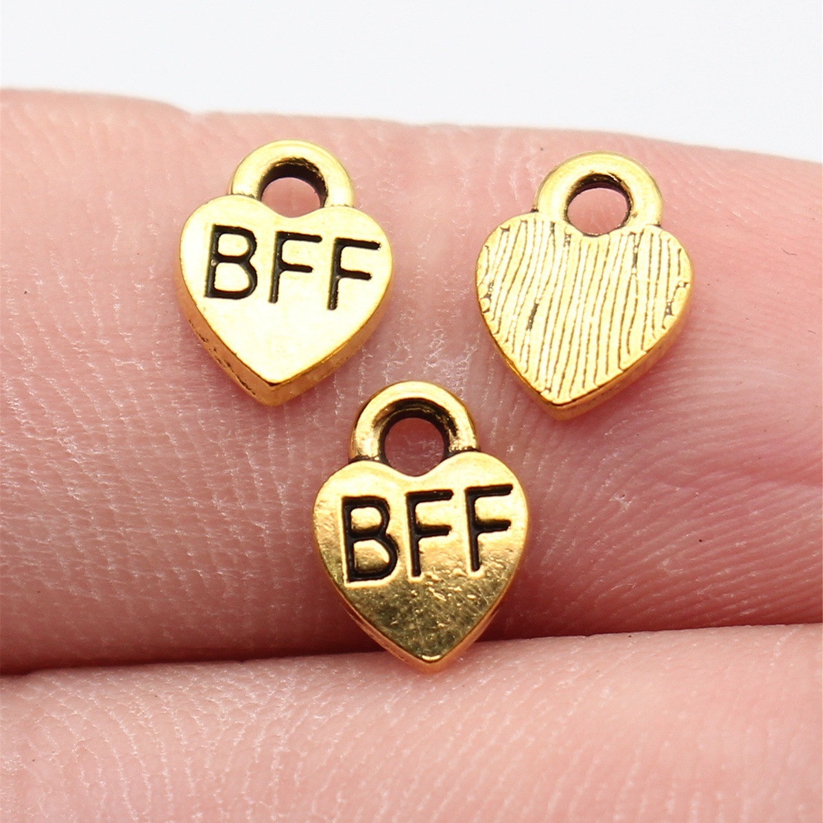 Vintage Fashion Tumblr - 40 個 9.3x7mm アンティークゴールドカラー Bff ベストフレンズフォーエバーハートタグチャーム手作りジュエリー作成アクセサリー