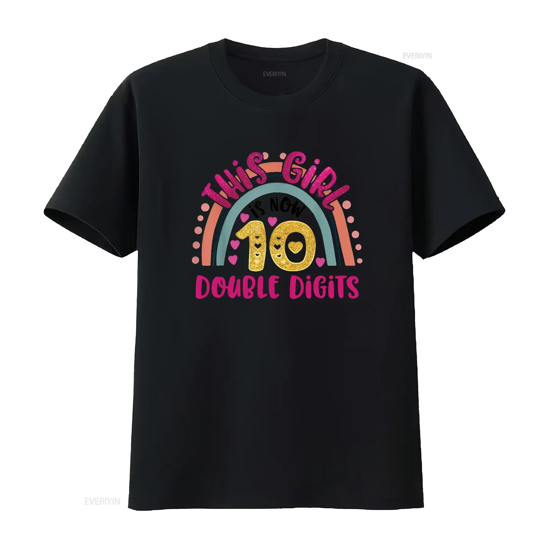 Vintage Fashion Now - この女の子は今、10歳です。ダブルディジットバースデーTシャツ、ヴィンテージウォッシュ加工、快適、少し多用途、ファッション、通気性があります。