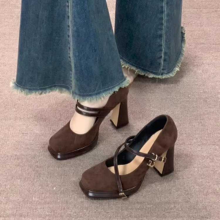 ヴィンテージ風厚底ハイヒール レディース メリージェーンシュ - Vintage Fashion Online のレビューと価格