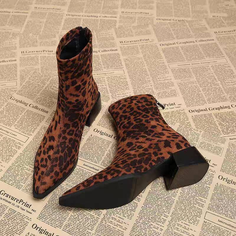 新しいローヒール女性モダンアンクルブーツファッションポインテ - Vintage Fashion Online のレビューと価格